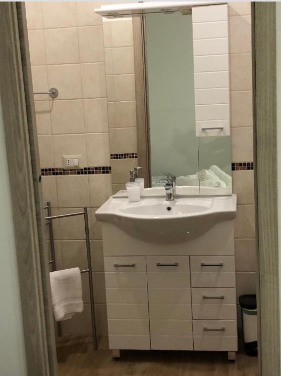 Al Centro Di Cagliari Apartamento Exterior foto