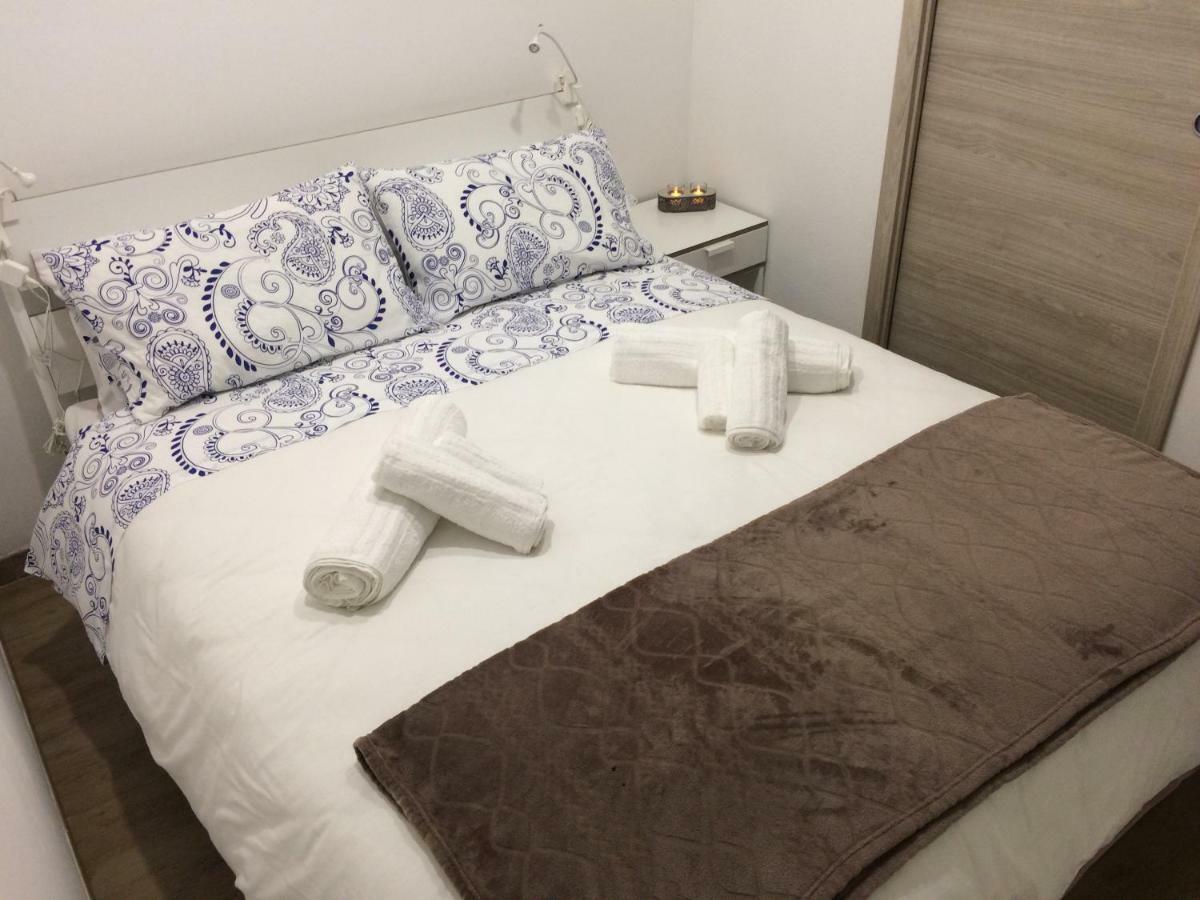 Al Centro Di Cagliari Apartamento Exterior foto